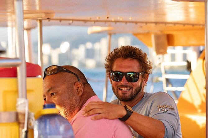 Honolulu Sunset Sail from Kewalo Harbor Including Drinks - Practical details that affect your decision