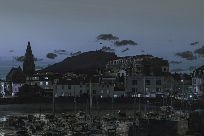 Ilfracombe Harbour: Ghost Tour - Starting outside the George & Dragon