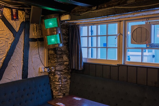 Ilfracombe Harbour: Ghost Tour - Ilfracombe’s harbour after dark