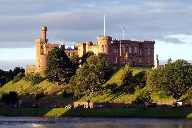 INVERGORDON PORT Tour of Culloden, Cairns & Cawdor Castle - Culloden Battlefield: a serious stop with limited time