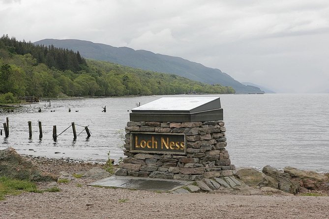 INVERGORDON PORT Tour of Culloden, Cairns & Cawdor Castle - Loch Ness: a short photo stop, not a cruise