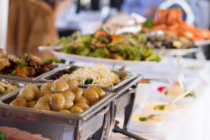 Latino Dinner Cruise on Sydney Harbour - Boat condition and comfort deserve attention