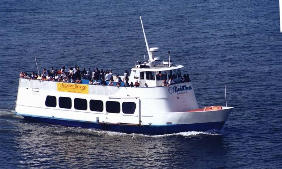 Long Beach: Sightseeing Harbor Cruise - Aquarium of the Pacific and the waterfront view