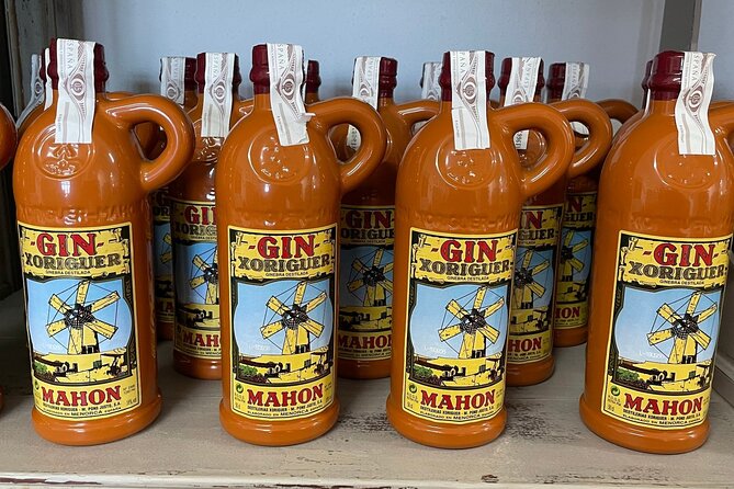 Mahon Harbour Boat Tour with Mahon Market and Gin Distillery - Group size, walking, and weather limits
