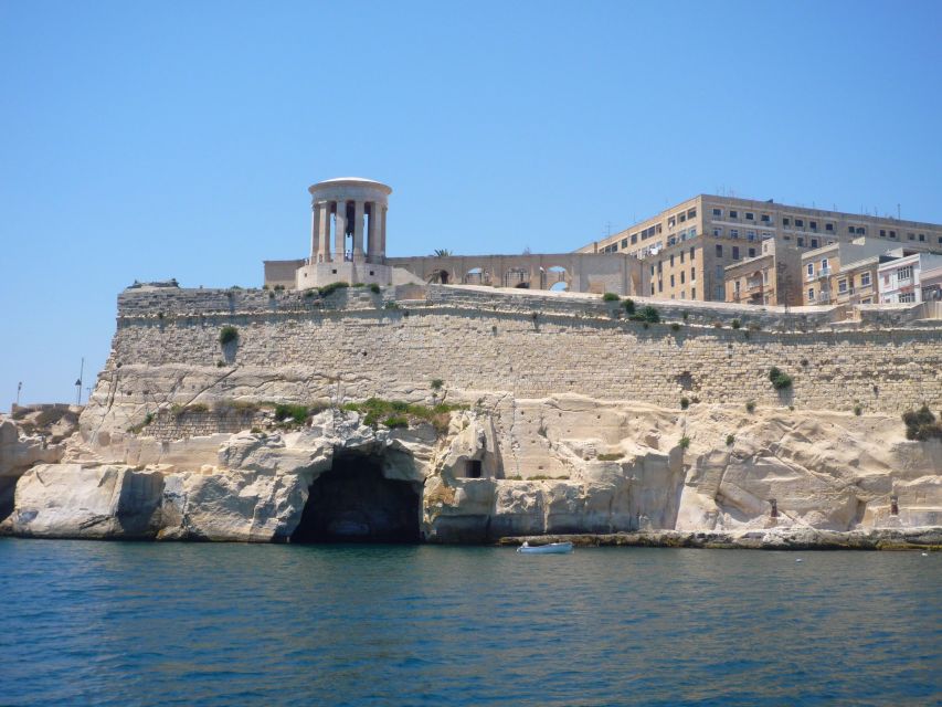 Malta: Panoramic Cruise around Malta's Harbours and Creeks - Kalkara, Rinella Bay, and the outer defenses