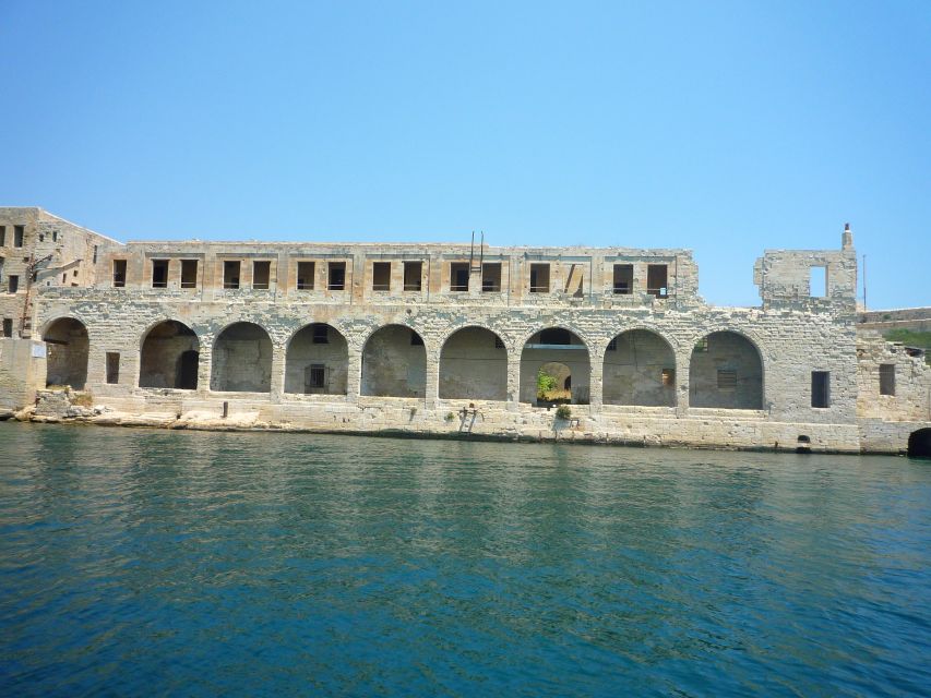 Malta: Panoramic Cruise around Malta's Harbours and Creeks - Starting at Sliema Ferries 4