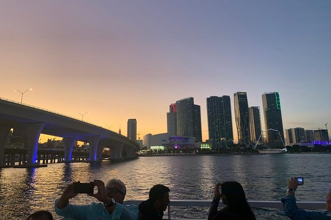 Miami Combo: City Tour, Biscayne Bay Cruise and Everglades Airboat Ride - Bayside Marketplace and Biscayne Bay