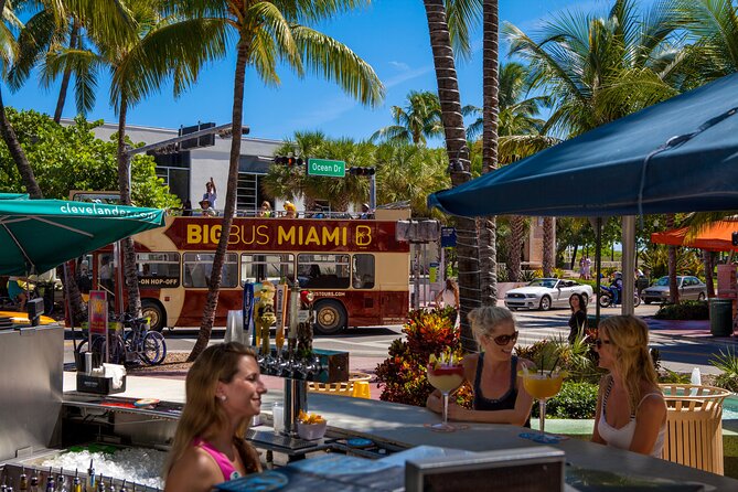 Miami Combo: Open-top Bus Tour and Sightseeing Bay Cruise - Biscayne Bay and Millionaire’s Row by yacht