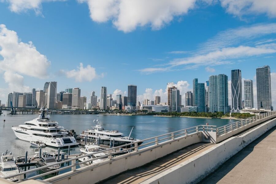Miami: Half-Day Open-Top Bus Tour Plus Biscayne Bay Cruise - The Design District and Wynwood Walls