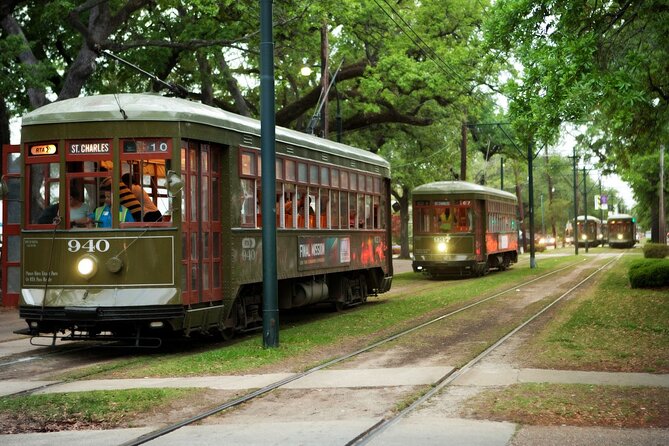 New Orleans City Tour and Steamboat Natchez Harbor Jazz Cruise - Taking the Mississippi River at a slower pace