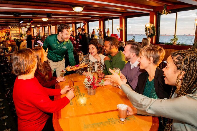 New York Harbor Brunch Cruise - Does the cruise circle all of Manhattan?