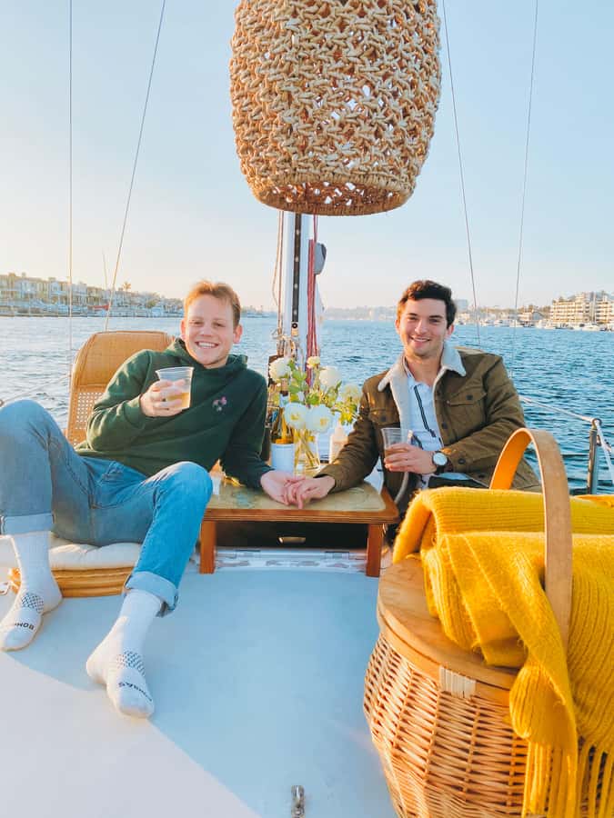 Newport Beach: The Boat People Cruise-Private Harbor Cruises - What the 90-minute cruise feels like
