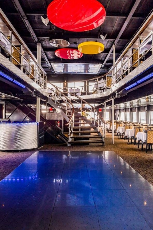 NYC: Christmas Day Buffet Brunch or Dinner Harbor Cruise - Who will enjoy this cruise most?