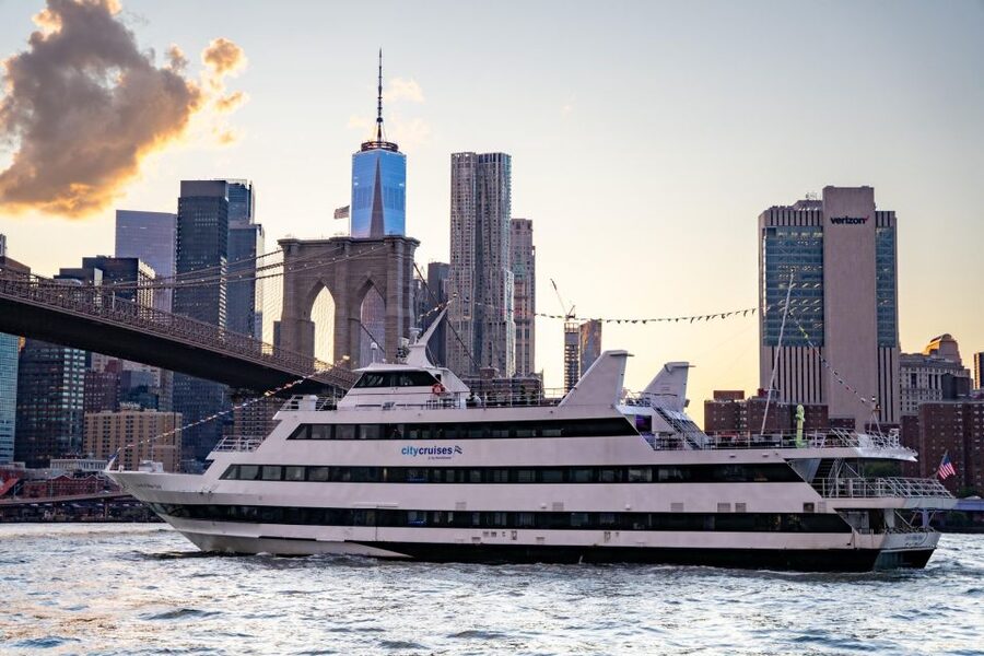NYC: Christmas Eve Buffet Lunch or Dinner Harbor Cruise - The Hudson River views begin at Chelsea Piers