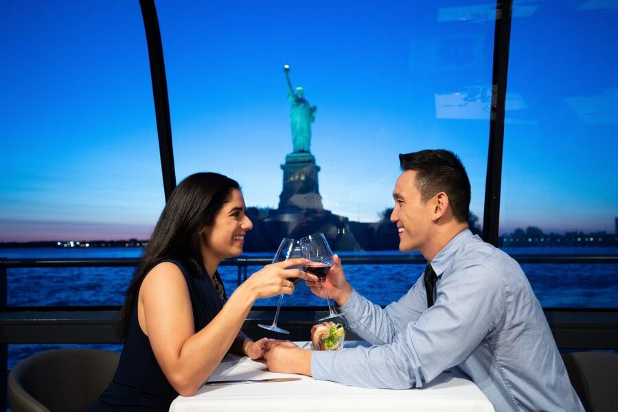 NYC: Christmas Eve Gourmet Brunch or Dinner Harbor Cruise - Pier 61 at Chelsea Piers: allow time for the start