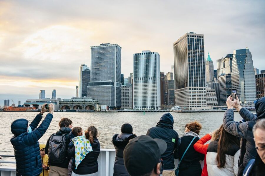 NYC: Circle Line 2h Harbor Lights Cruise Skip-The-Box-Office - One World Trade Center and the Lower Manhattan skyline