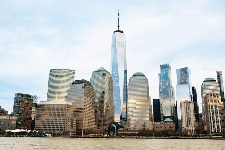 NYC: Circle Line 2h Harbor Lights Cruise Skip-The-Box-Office - South Street Seaport and the Brooklyn Bridge
