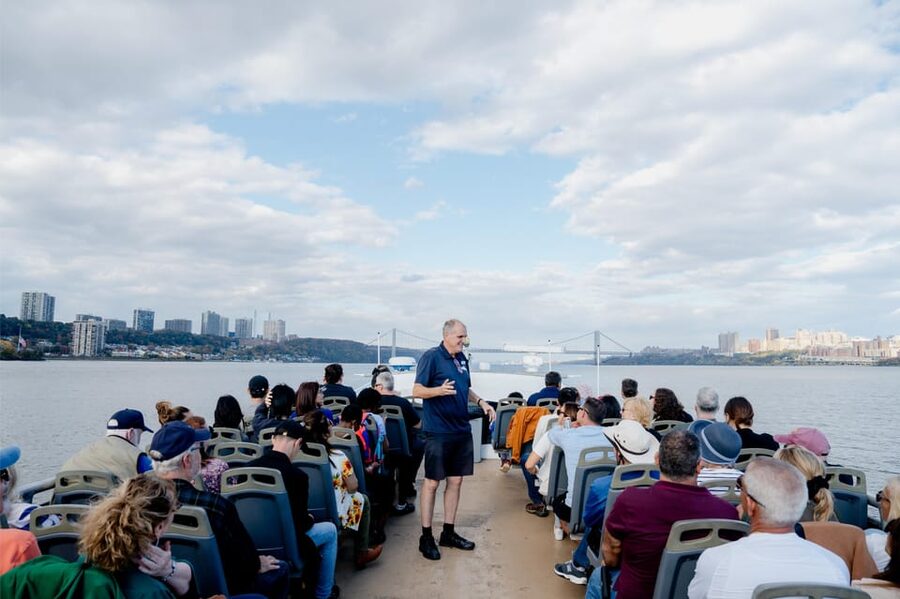 NYC: Liberty Cruise on New York Harbor with Live Guide - A short cruise with a big New York view