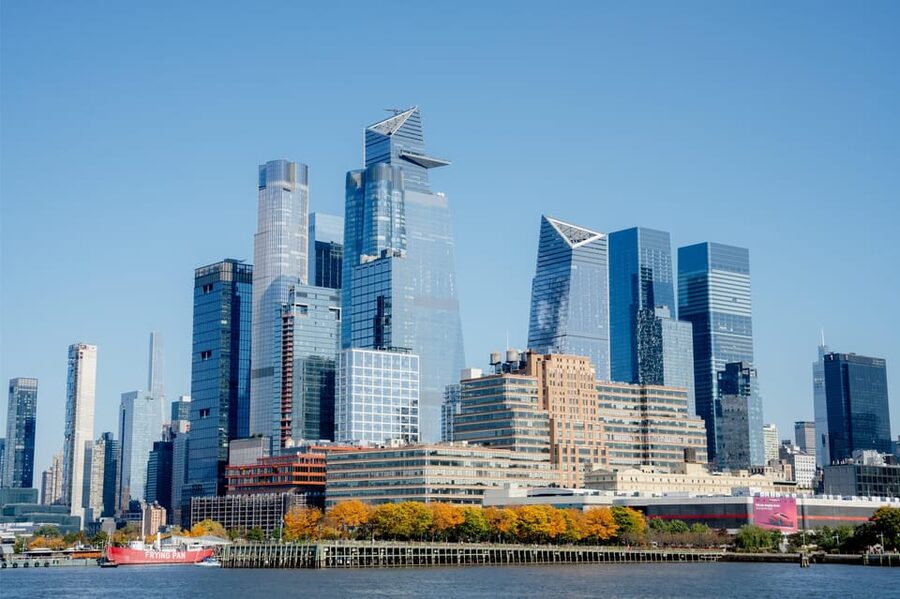 NYC: Liberty Cruise on New York Harbor with Live Guide - Ellis Island and the immigrant story