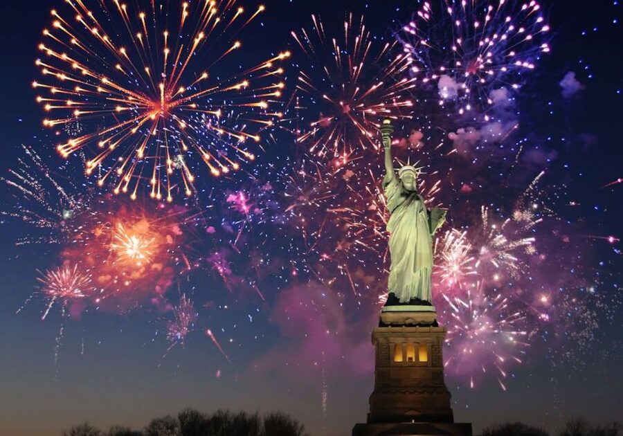 NYC: New Year's Eve Buffet Dinner Fireworks Harbor Cruise - Practical details for a smoother night
