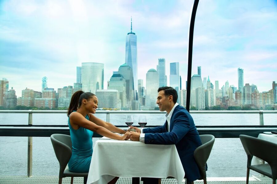 NYC: Thanksgiving Gourmet Lunch or Dinner Harbor Cruise - Practical advice for a smoother cruise