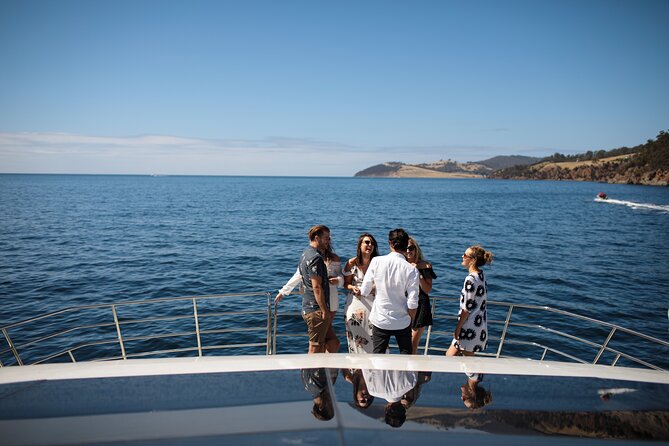 Peppermint Bay Cruise & Lunch - The return cruise to Hobart