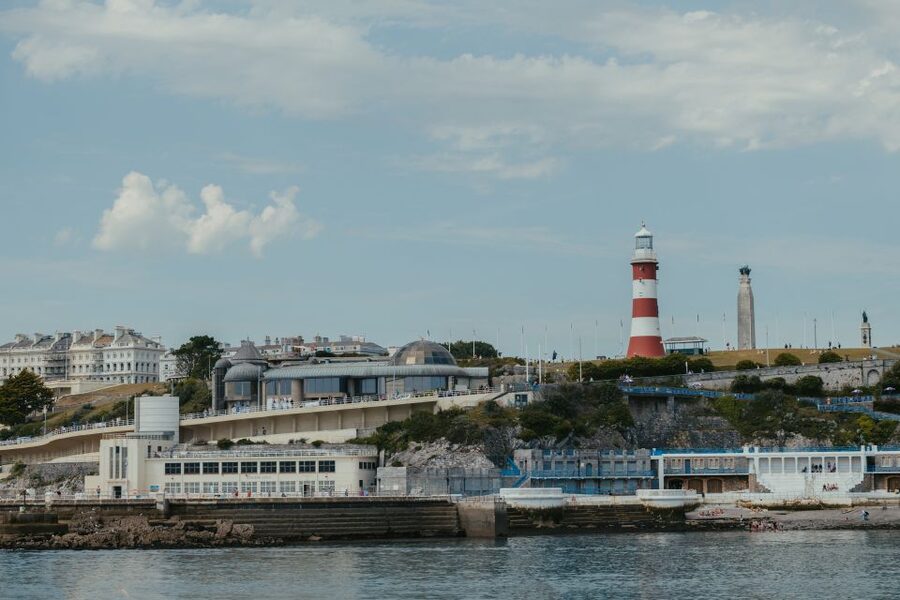 Plymouth: 1-Hour Scenic Harbour Cruise - Why this short Plymouth cruise works