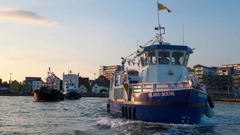 Poole: Harbour Lights Cruise - The captain’s commentary adds useful context