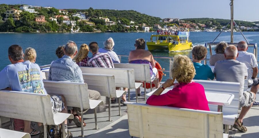 Port Mahon: 1-Hour Harbor Cruise with Underwater Views - Key points to know before boarding