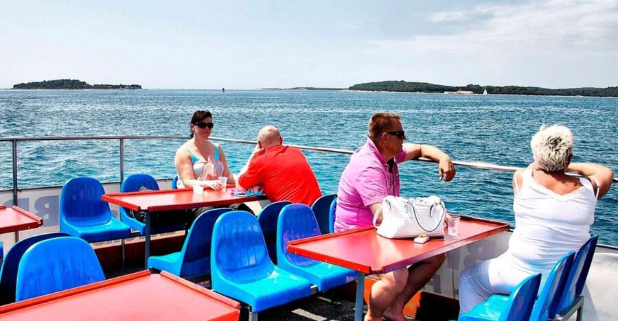 Pula: Harbor Cruise with unlimited Drinks - What this one-hour Pula cruise is really like