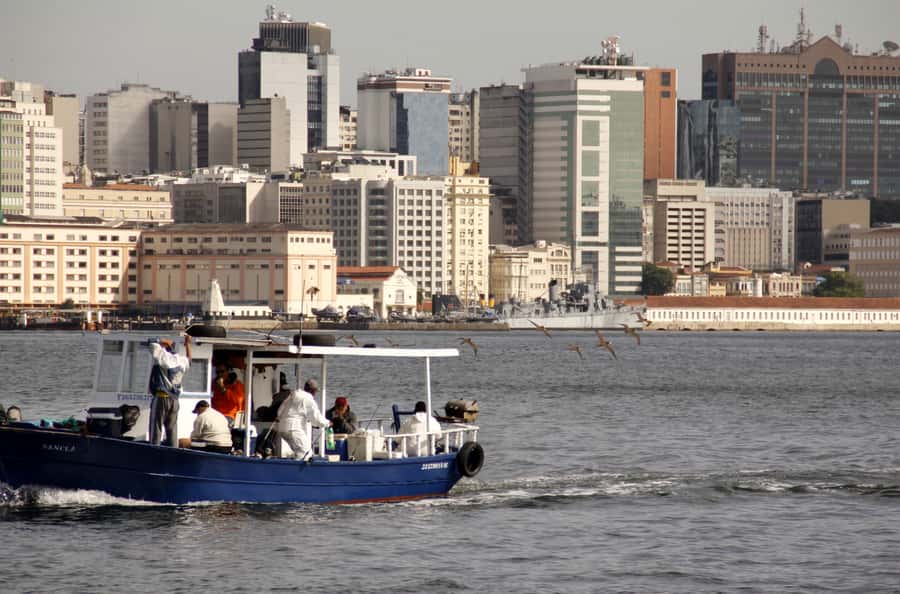 Rio From The Sea: Guanabara Bay Cruise with Optional Lunch - Booking details that affect your day