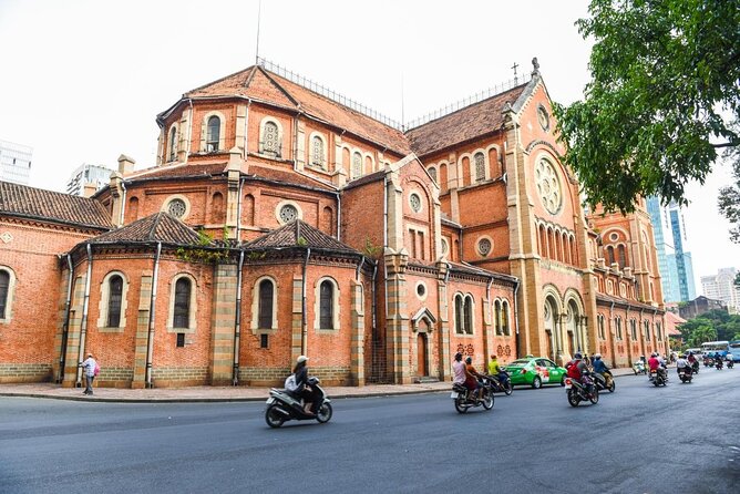 Saigon Day Tour from Saigon cruise harbor - Why this shore trip works from Phu My