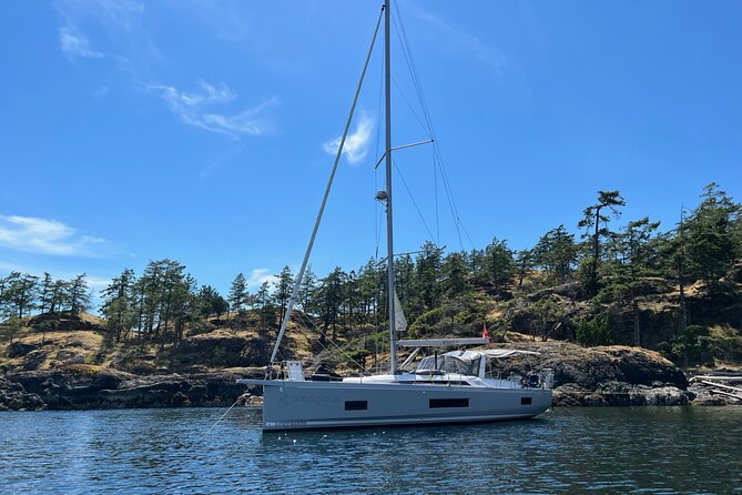 Sailing Charter around Vancouver Harbour Private Tour - North Shore Mountain Views