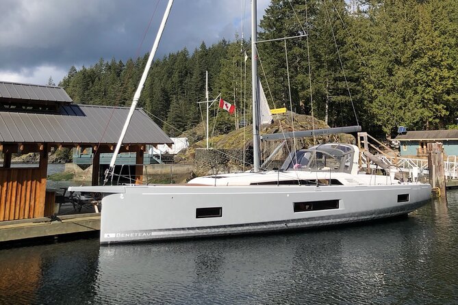 Sailing Charter around Vancouver Harbour Private Tour - Food, Drinks, and the Feel of a Private Charter