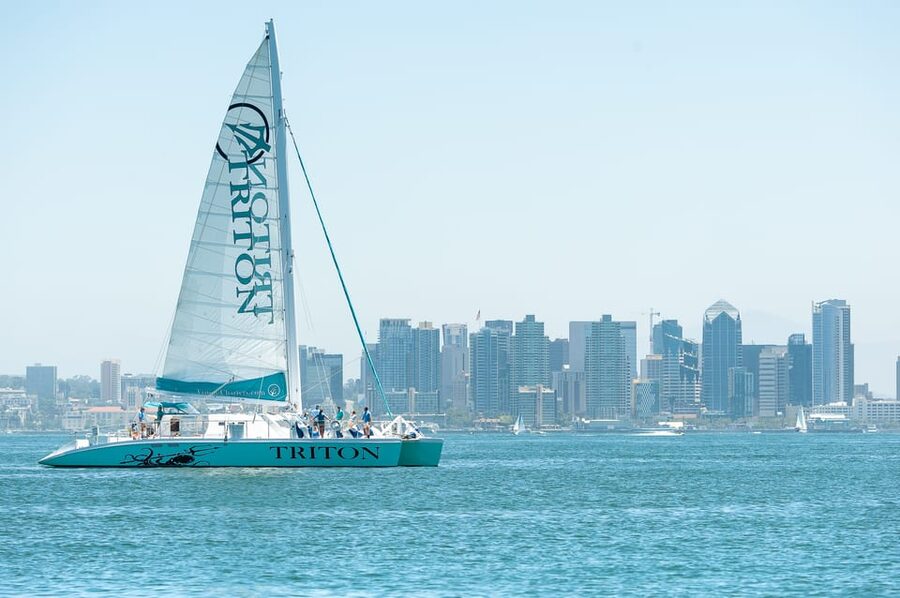 San Diego Harbor Cruise: 2.5 hour Catamaran Cruise - Who will enjoy this catamaran most?