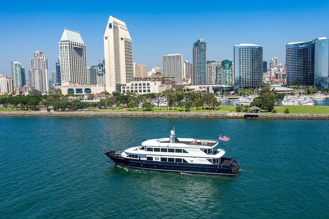 San Diego Harbor Dinner Cruise - Accessibility, Restrooms, and Practical Comfort