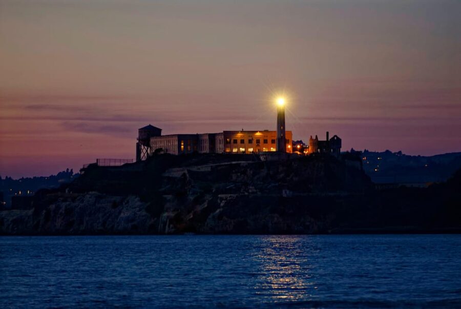 San Francisco: Alcatraz Night Tour with SF Bay Cruise - Timing, comfort, and practical details
