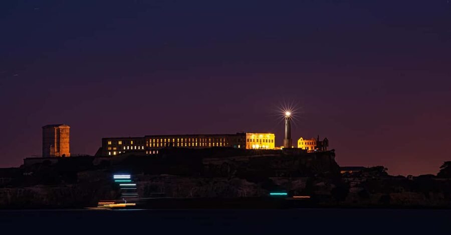San Francisco: Alcatraz Night Tour with SF Bay Cruise - Pier 33 and the special evening ferry