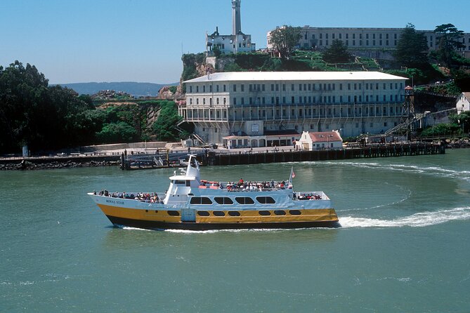 San Francisco Bay Cruise & Double Decker Night Tour - What the group size and first-come seating mean