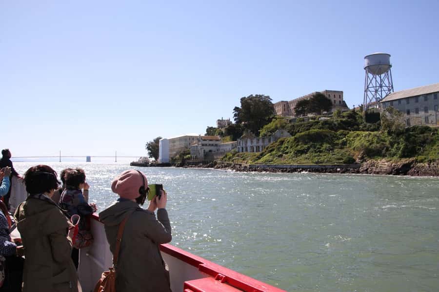San Francisco: Muir Woods Tour & Golden Gate Bay Cruise - What the guides add to the day
