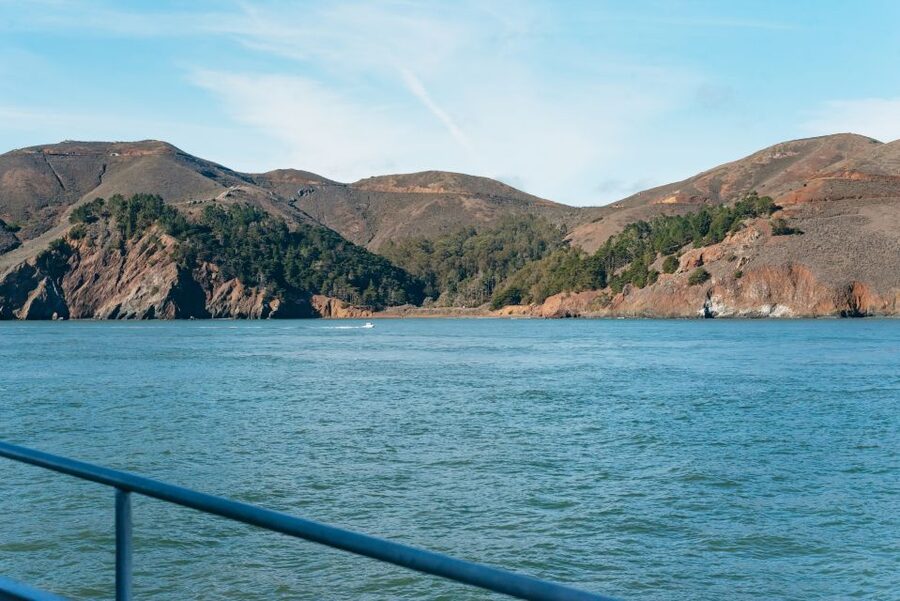 San Francisco: Skip-the-Line Escape from The Rock Bay Cruise - Pier 39, Fisherman’s Wharf, and the first bay views