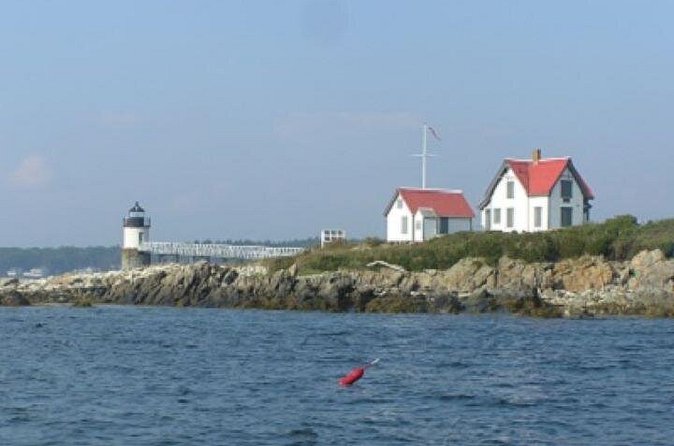 Schooner Eastwind 2 Hour Day Sail in Boothbay Harbor - Crew service and the family experience