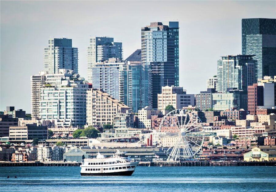 Seattle: Harbor Cruise with Local Guide - Alki Beach Pier and the return to Pier 55