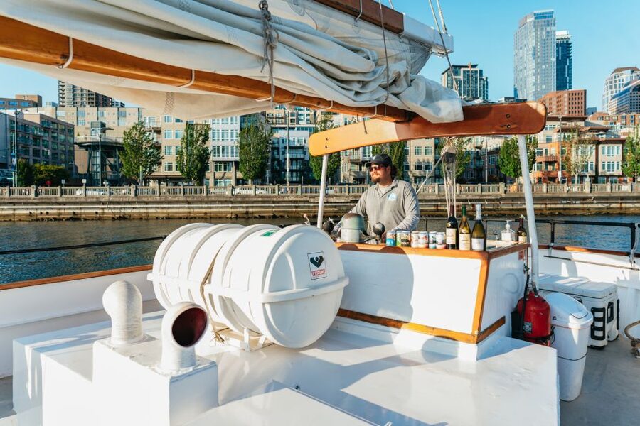 Seattle: Tall Sailboat Sunset Harbor Cruise - Practical tips for a better evening