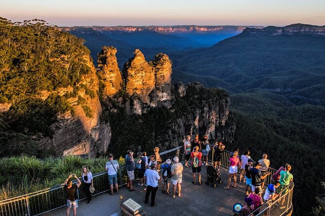 Sydney Combo: Morning Sightseeing to Bondi & Harbour Lunch Cruise - Centennial Park and Paddington fill in the city between landmarks