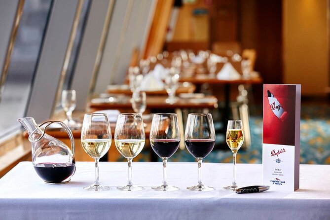 Sydney Gourmet Gold Penfolds Dinner Cruise from Darling Harbour - Weekend Music and the Evening Mood