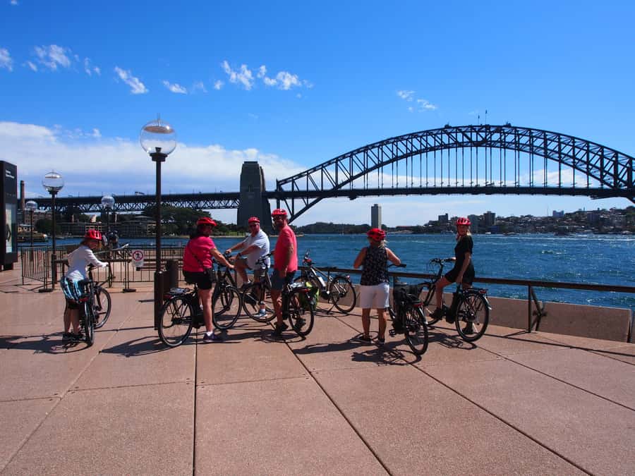 Sydney: Guided Harbour E-Bike Tour - Crossing the Sydney Harbour Bridge