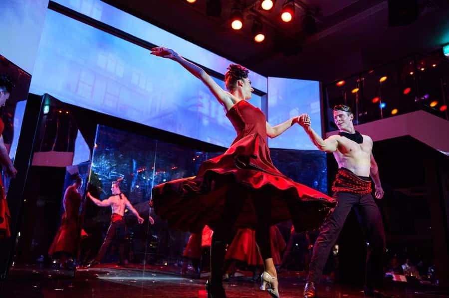 Sydney Harbour: Cabaret Cruise with 3-Course Dinner - Why this Sydney evening works so well