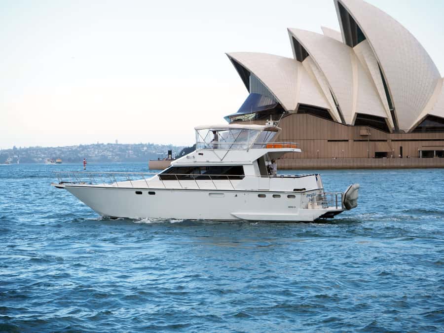 Sydney: Harbour Cruise with Gourmet BBQ Lunch, Beer and Wine - Sydney’s icons from the water