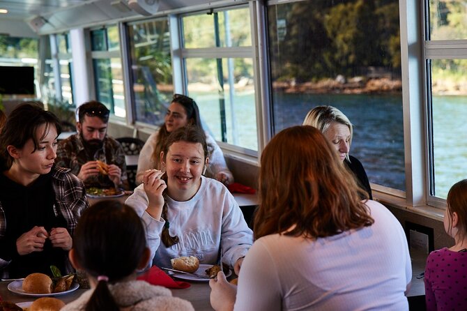 Sydney Harbour Discovery Cruise Including Lunch - The Opera House photo stop